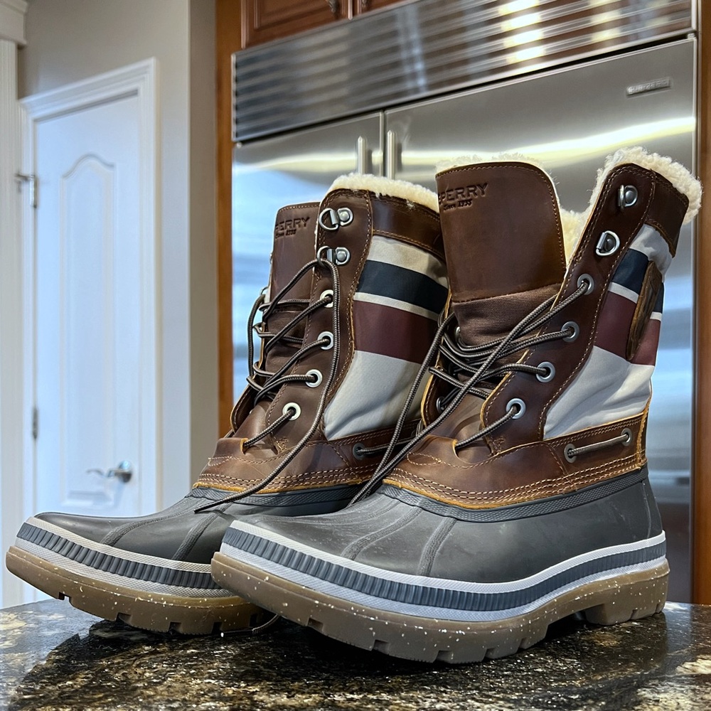 Brand New Sperry Ice Bay Tall Boots Men’s Size 13